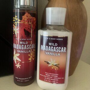 Bath and Body Works Wild Madagascar Vanilla Body Spray and Lotion set. New!